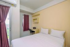 ห้องนอน Cozy Living and Simple Studio at Dramaga Tower Apartment By Travelio