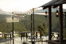 その他 Cloudy Hillside