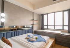 Kamar Tidur 2 Cozy and Functional 1BR at Collins Boulevard Apartment By Travelio