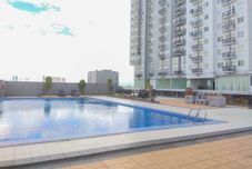 泳池 Modern and Cozy Studio at Apartment Park View Condominium By Travelio