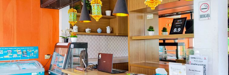 Lobby Urbanview DeJati House Jatikramat Bekasi