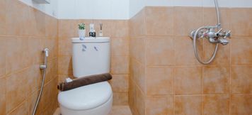 Others 5 Strategic 2BR near UNJ at Apartment Green Pramuka City By Travelio