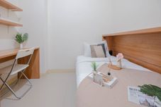 Others Strategic 2BR near UNJ at Apartment Green Pramuka City By Travelio