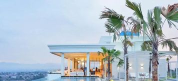 其他 5 Minimalist Look Studio at Art Deco Apartment By Travelio