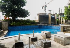 Others 6 Comfortable 1BR near Mall at Apartment Grand Sungkono Lagoon By Travelio