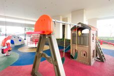 娯楽施設 Minimalist and Enjoy Living 1BR Apartment Vasanta Innopark By Travelio