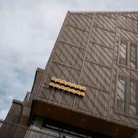 Exterior / Building 1 Mankind Studios, LumikO38 Hotels