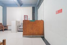 ล็อบบี้ RedDoorz Syariah @ Cigadung Raya Street