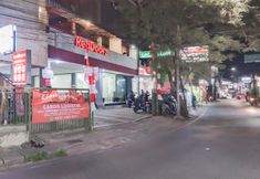 ภายนอกอาคาร 4 RedDoorz Syariah @ Cigadung Raya Street