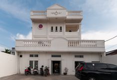 Exterior 3 RedDoorz near UISU teladan Medan