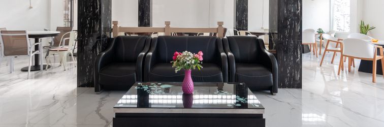 Lobby RedDoorz near UISU teladan Medan