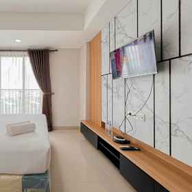 Exterior / Building 1 Modern Elegant Look Studio Apartment at Patraland Amarta By Travelio, Warung Bu Trimah Hotels