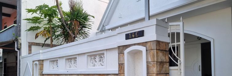 Exterior Inung House Malang