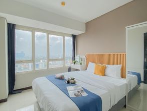 Khác 4 Standard and Warm 2BR near Station at Nifarro Park Apartment By Travelio