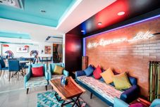 大堂 Jomtien Beach Market Place