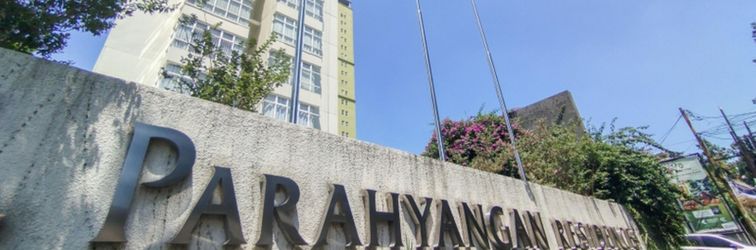 大堂 Standard 2BR at Apartment Parahyangan Residence by Travelio