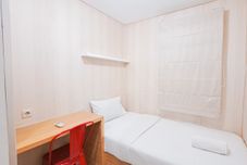 卧室 Standard 2BR at Apartment Parahyangan Residence by Travelio