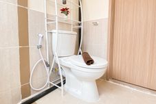 In-room Bathroom Functional and Comfy 2BR at Apartment Meikarta By Travelio