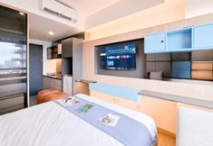 Others 3 Comfy and Good Studio at Collins Boulevard Apartment By Travelio