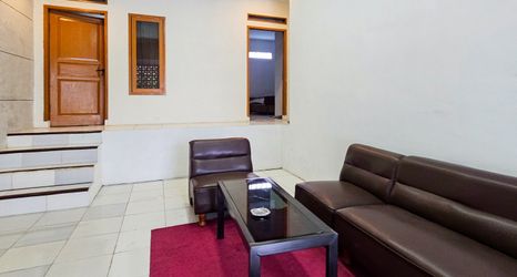 ロビー 2 Cabin Kopi luwak RedPartner