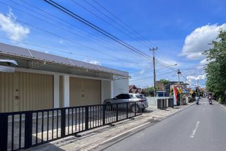 外觀 4 RedDoorz Syariah Omah Audrey near Universitas Tidar Magelang