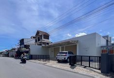 外觀 7 RedDoorz Syariah Omah Audrey near Universitas Tidar Magelang