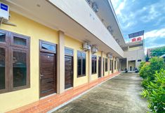 Exterior 4 RedDoorz Syariah Permata Inn near Alun-Alun Cilacap