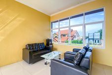 Lobby RedDoorz Syariah Permata Inn near Alun-Alun Cilacap