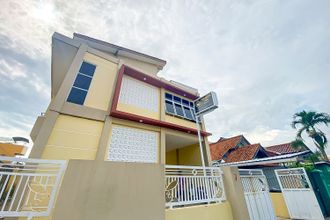 Exterior 4 RedDoorz Syariah Permata Inn near Alun-Alun Cilacap