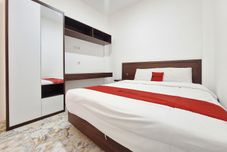 Bedroom RedDoorz Syariah @ Zahra Homestay Maguwoharjo