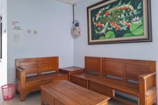 Sảnh chờ Griya Kencana Asri Syariah near RS Karima Utama Kartasura RedPartner