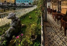 Others 5 Lavian Hotel