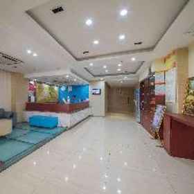 Hanting Hotel Xiamen Wenzao Metro Station 1 Hanting Hotel Xiamen Wenzao Metro Station, The MIXC 萬象城 Hotels