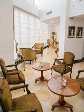 Others 4 The Town Hotel