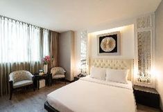 Others 3 The White Hotel 1