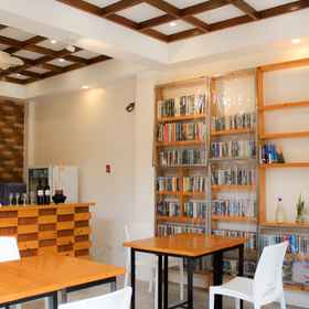 Monallan Boracay Hotel 1 Monallan Boracay Hotel, Hotel Island Mall Talipapa Wet Market and Souviners