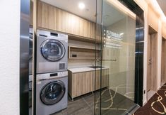 Others 5 HanTing Premium Hotel (Shanghai Jiuting Subway Station)