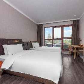 Hanting Premium Hotel Xi'an Dayan Tower Nan PlazaBayi Road Minhang Tower 1 Hanting Premium Hotel Xi'an Dayan Tower Nan PlazaBayi Road Minhang Tower, Hotel Xi'an