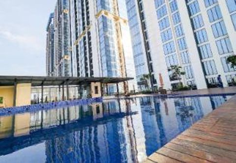 Others Lovina 3007 at Pollux Meisterstadt