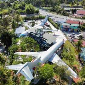 Twin Jets Resort1Twin Jets Resort,M Legasi飯店