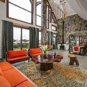 Jacaranda Valley 1 Jacaranda Valley, Thuan My Commune Hotels