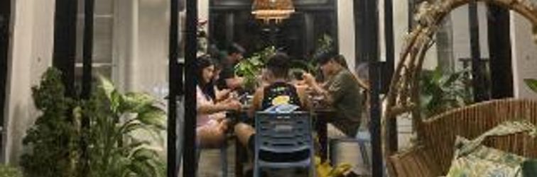 Others BACKDOOR VILLA