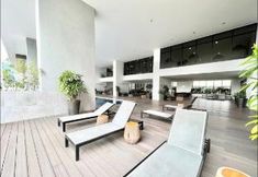 Lain-lain 3 The Establishment (EST) KL Sentral by Loop Suites