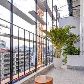 Mordern Bungalow Appartment 1 Mordern Bungalow Appartment, Quân Cô Hương Hotels