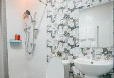 Others 4 SKY's HOUSE