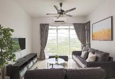 Others 3 Cozy 3-bedroom condo w Pool for 6 |Seri Kembangan