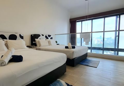 Others M City Duplex with KLCC Lake View, infinity pool