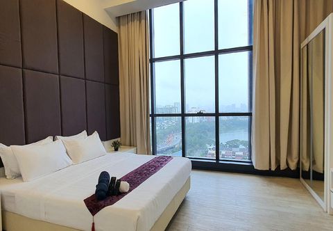 Others M City Duplex with KLCC Lake View, infinity pool