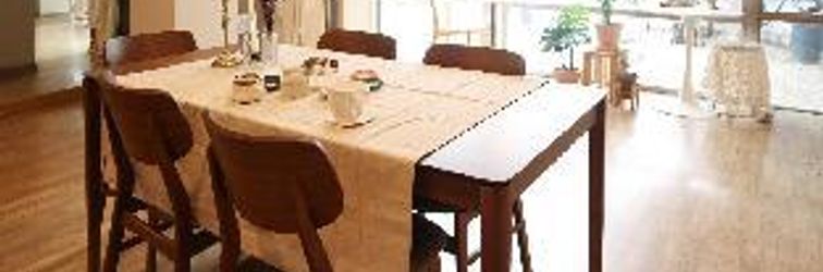 Lain-lain White Story