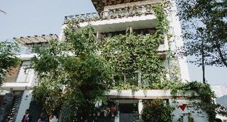 Others 2 La Maison de Fleurs